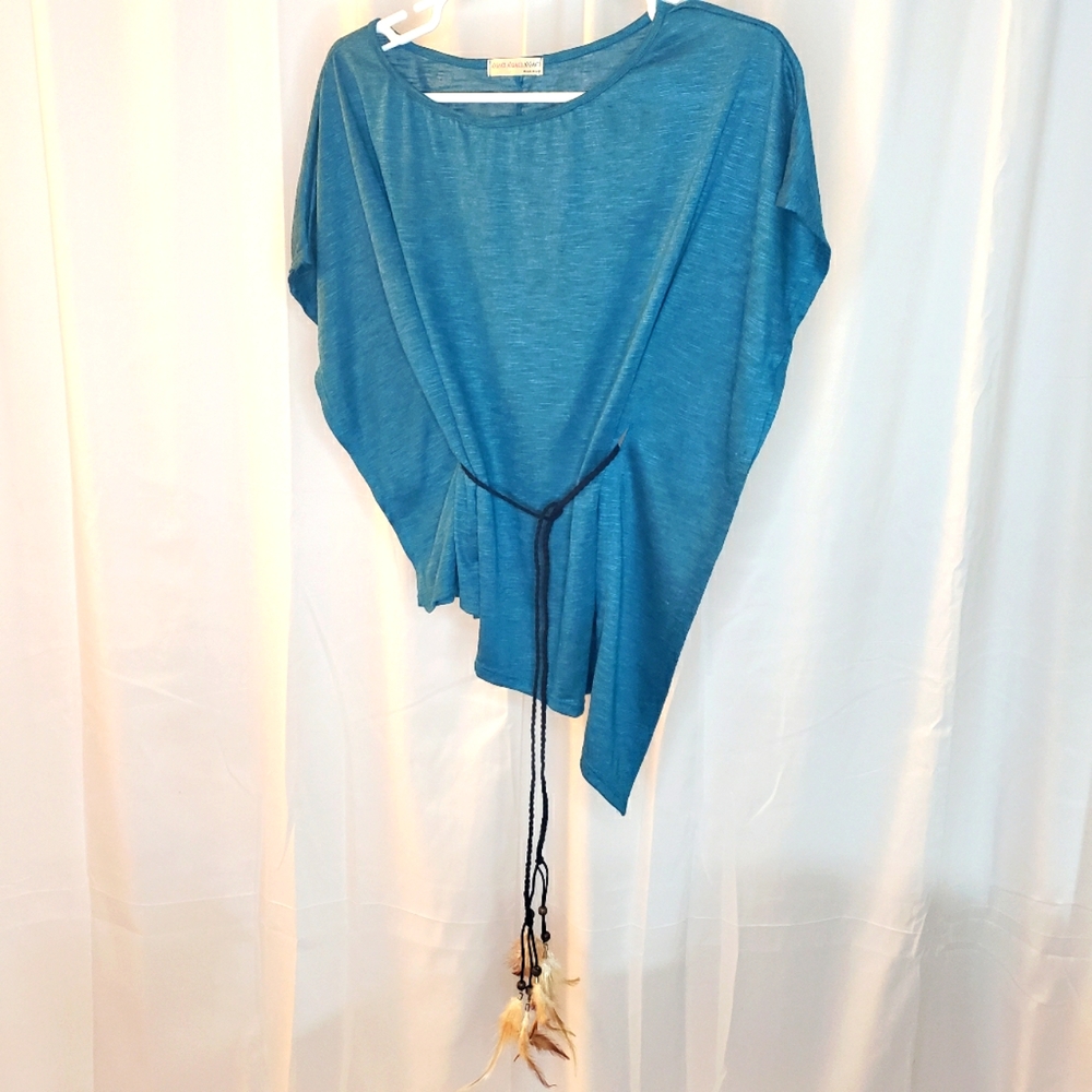 A'GACI. Women's Size Medium shirt Teal